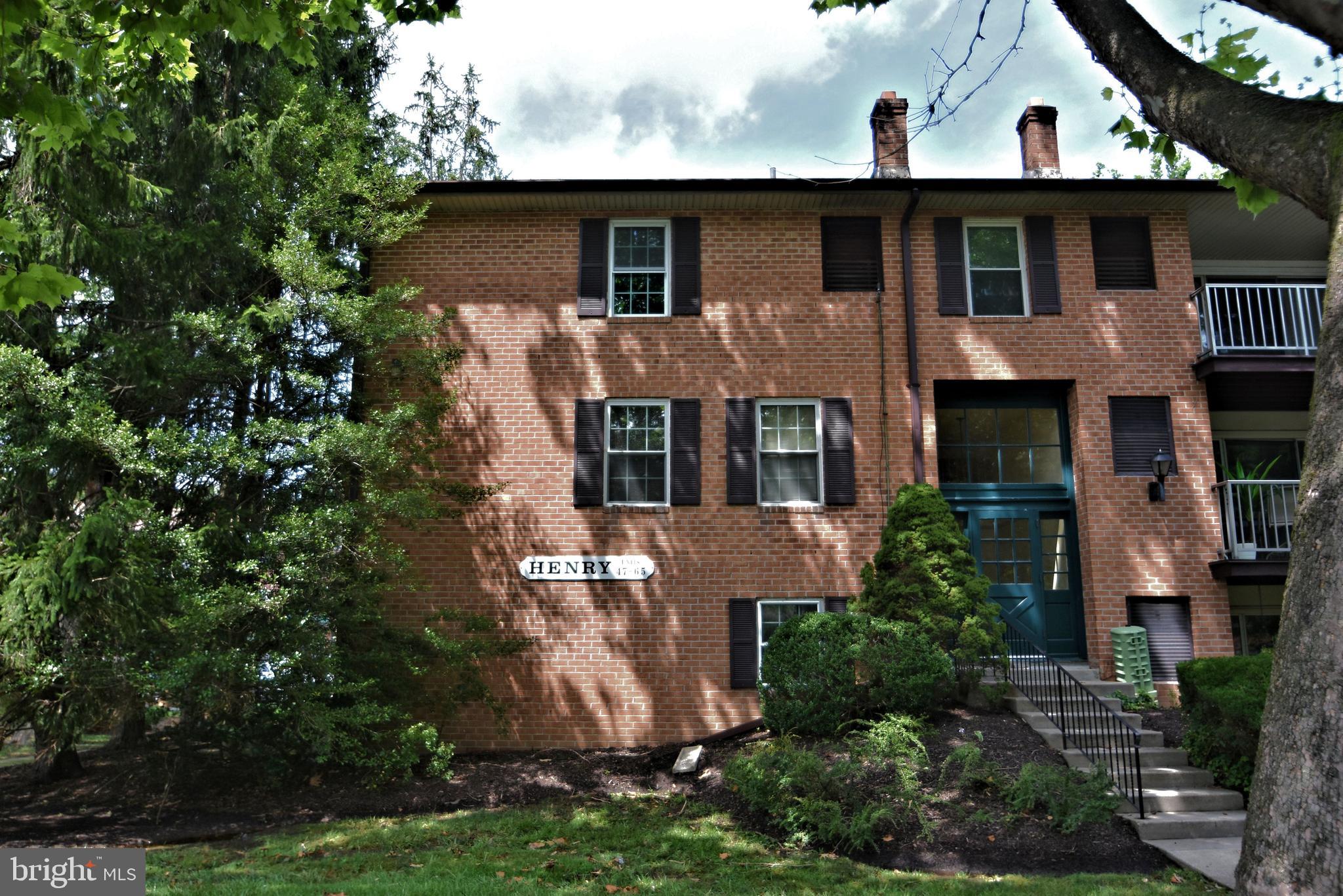 GLENHARDIE CONDOS - Residential