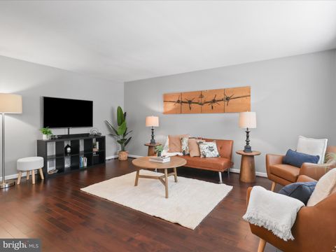 14545 CREEK BRANCH COURT CENTREVILLE VA 20120