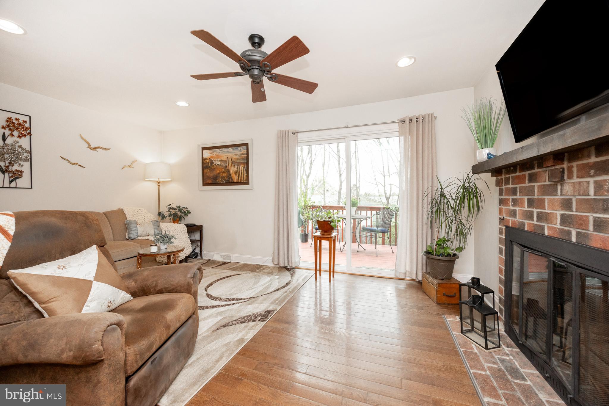 EAGLE STREAM - Residential