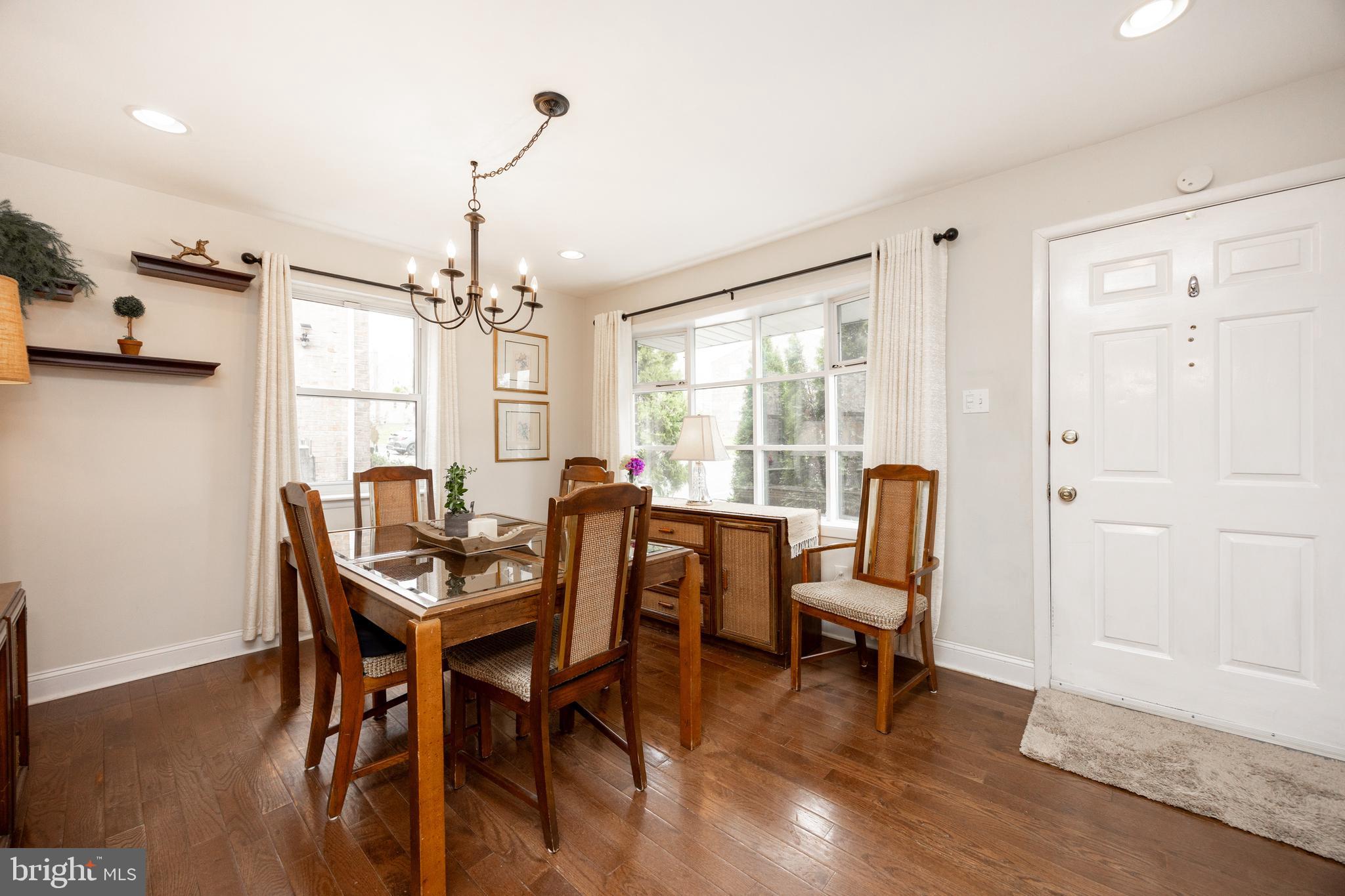 EAGLE STREAM - Residential