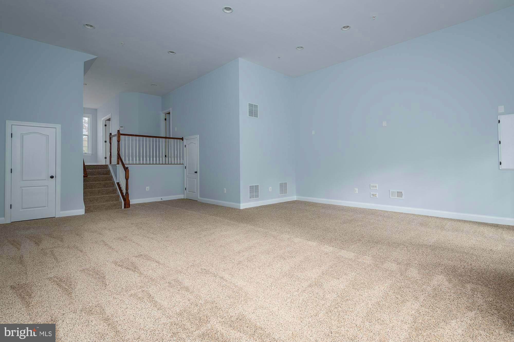 URBANA HIGHLANDS - Residential