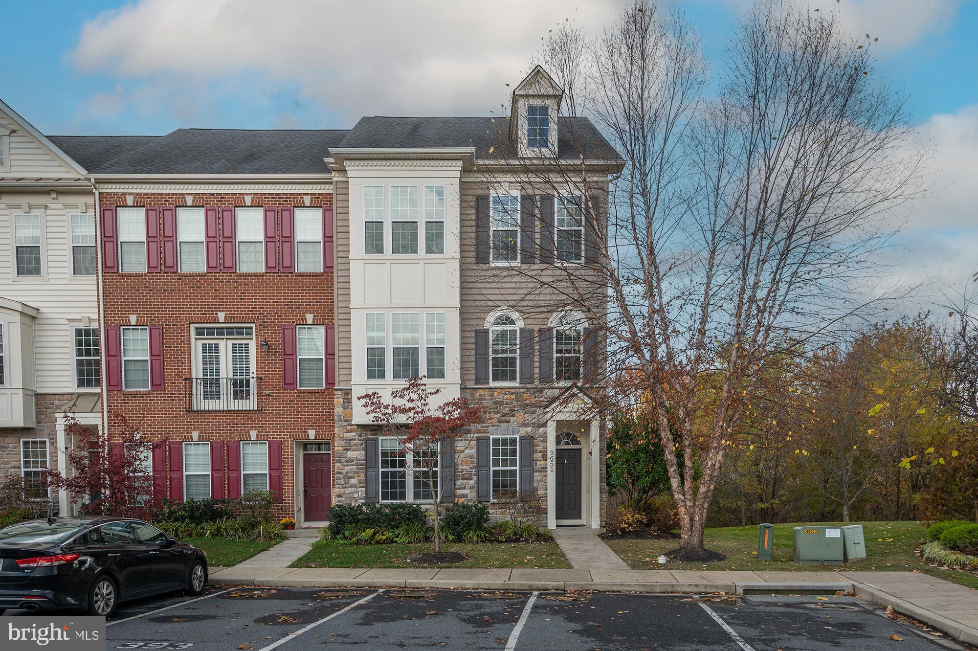 URBANA HIGHLANDS - Residential