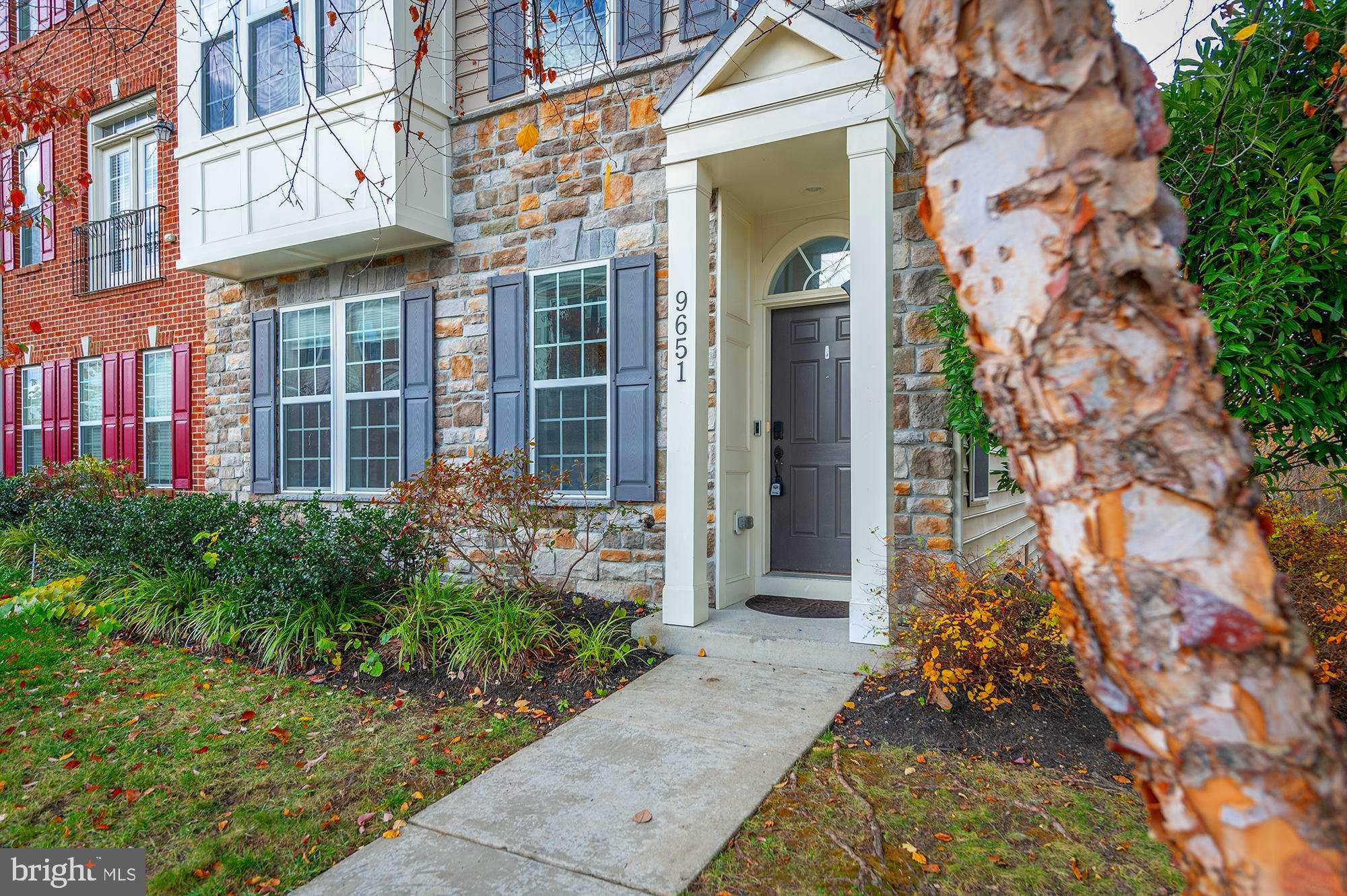 URBANA HIGHLANDS - Residential