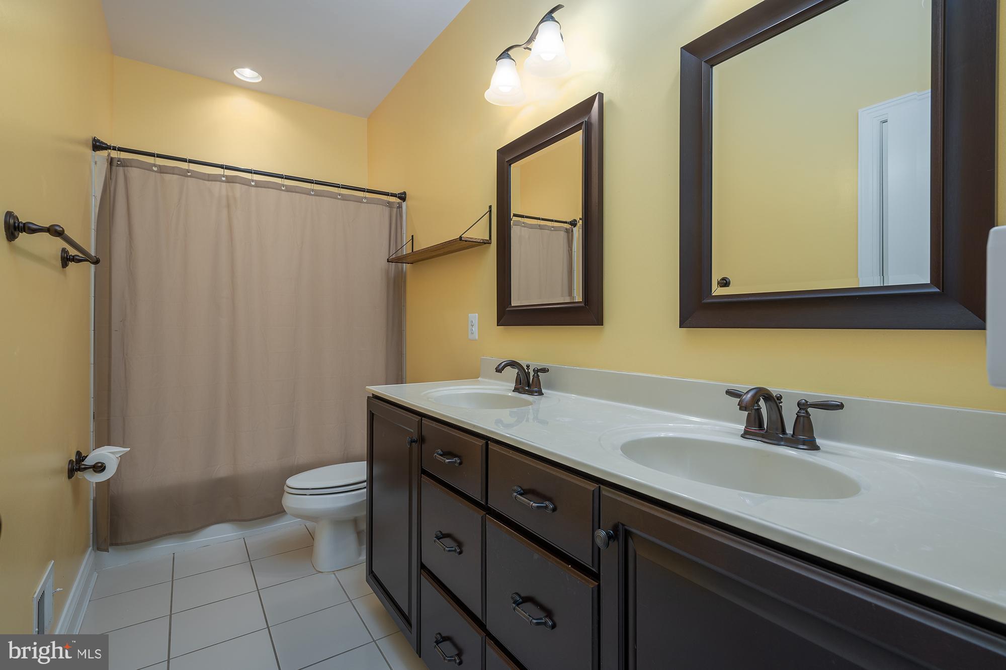 URBANA HIGHLANDS - Residential