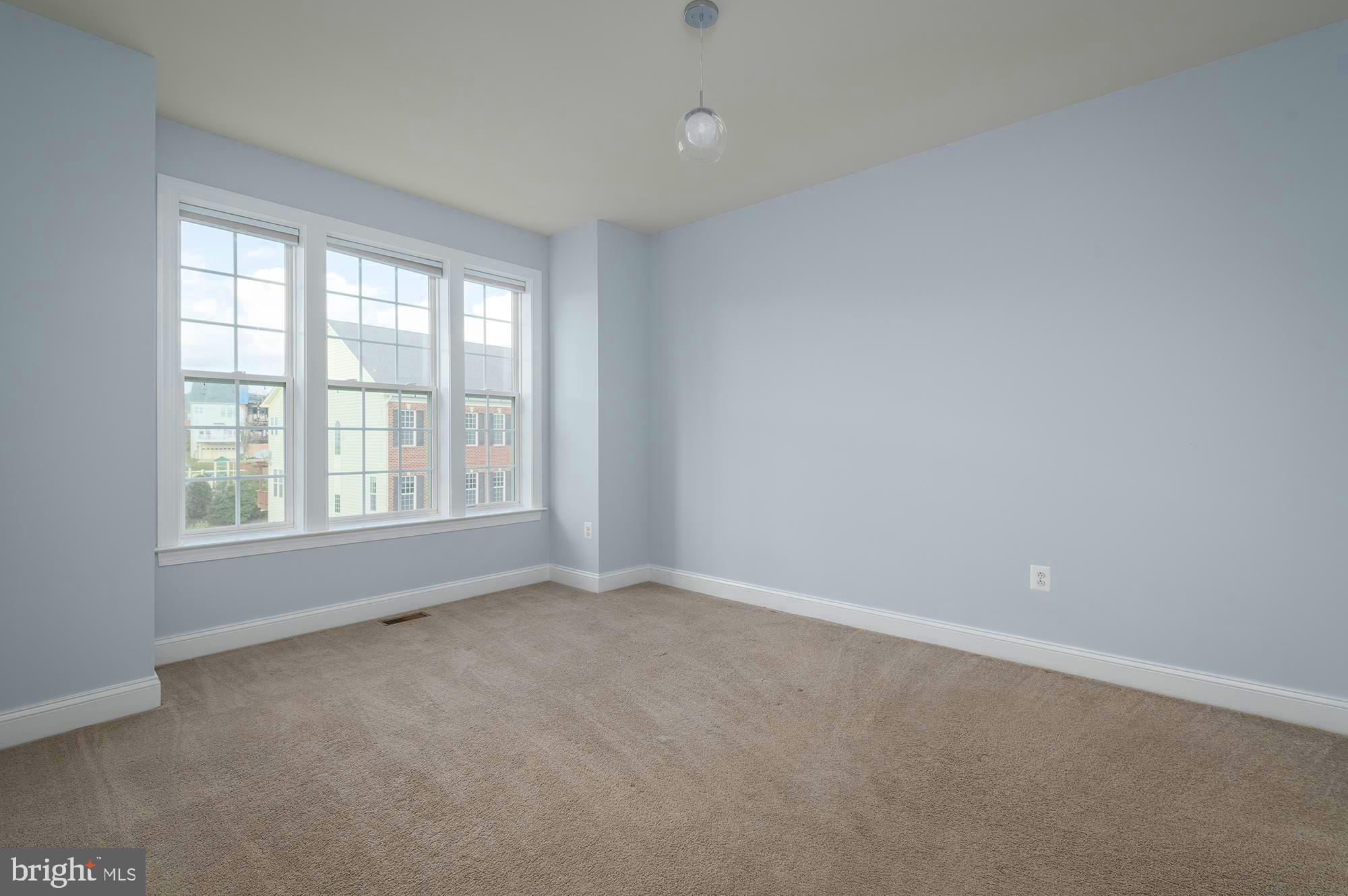 URBANA HIGHLANDS - Residential