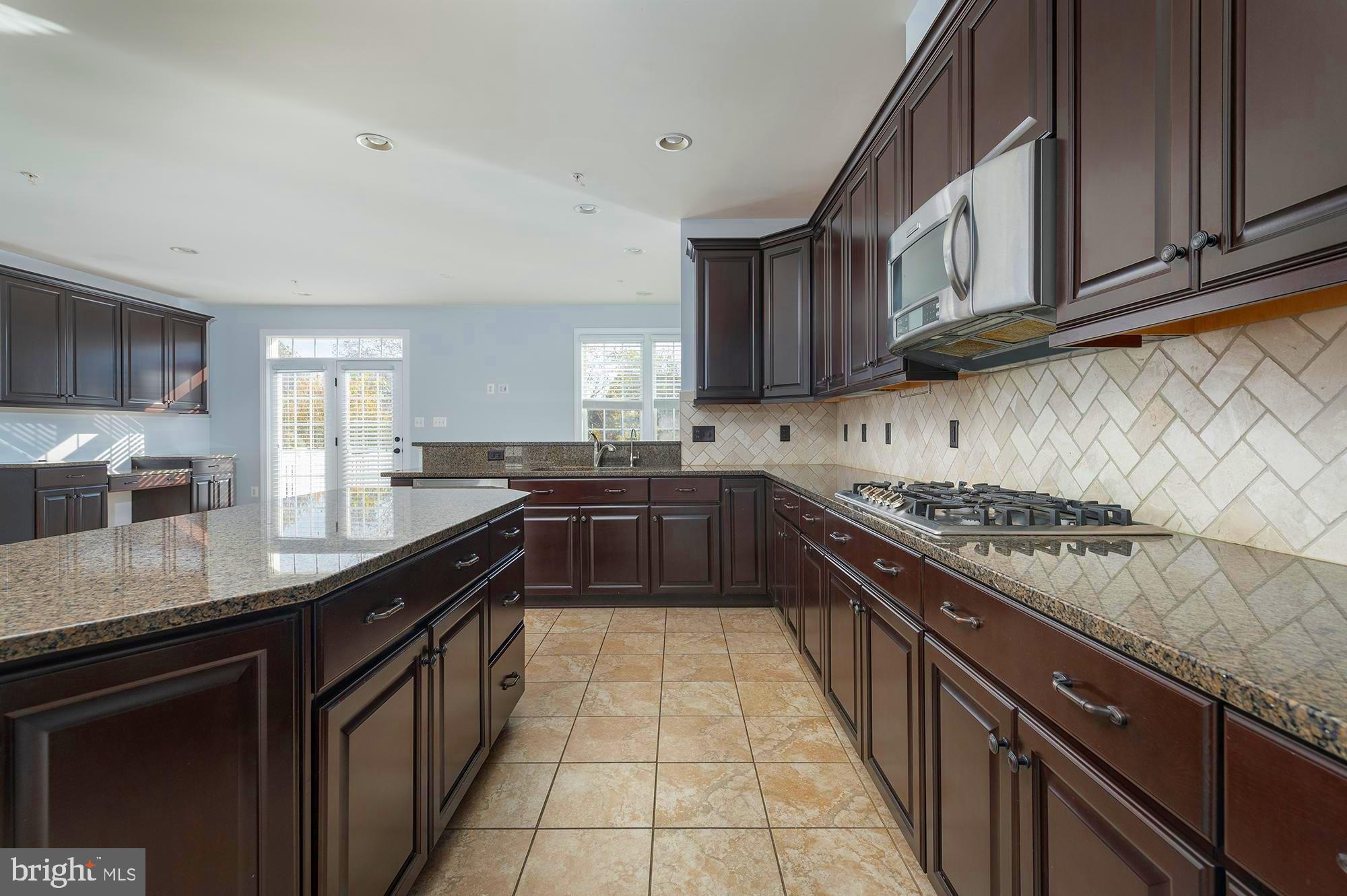 URBANA HIGHLANDS - Residential