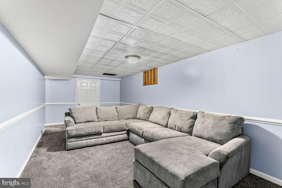 MERLIN HILLS - Residential