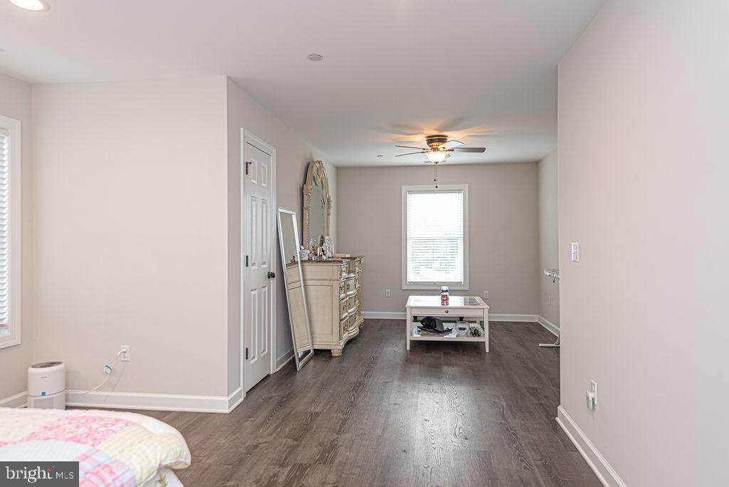 ROWENS MILL - Residential