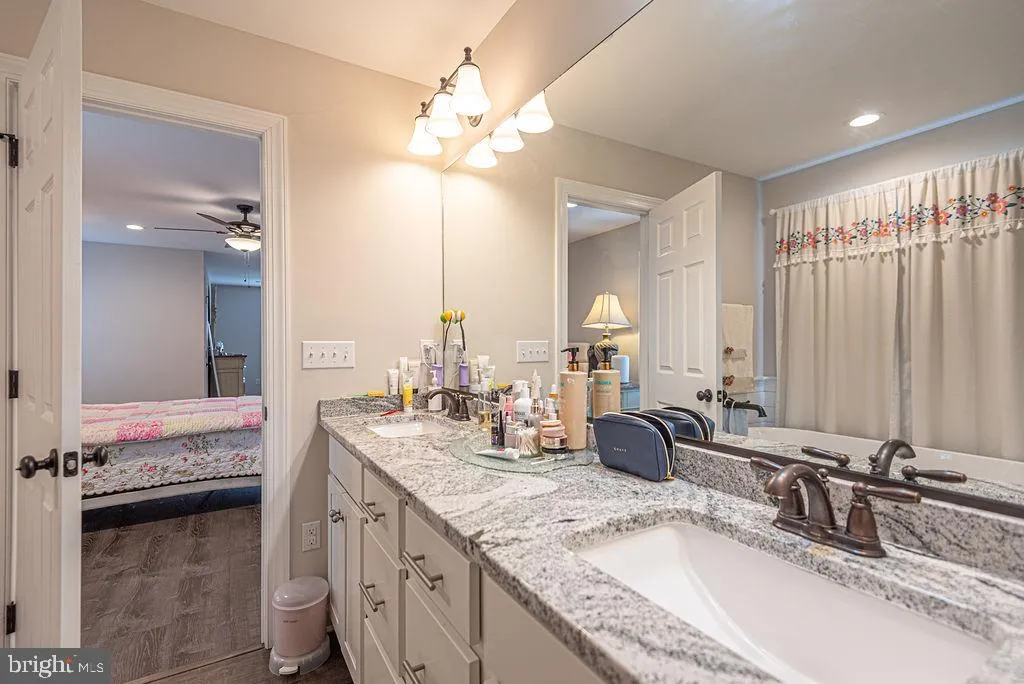 Fruitland, Maryland 21826, United States, 4 Bedrooms Bedrooms, ,3 BathroomsBathrooms,Residential,Active,223899