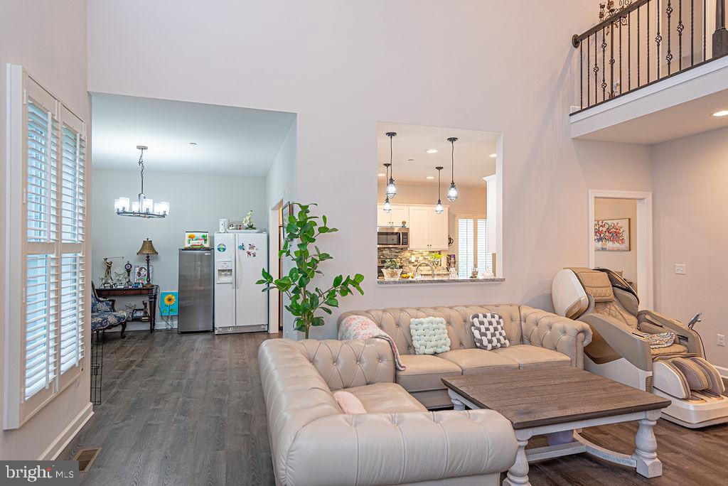 ROWENS MILL - Residential