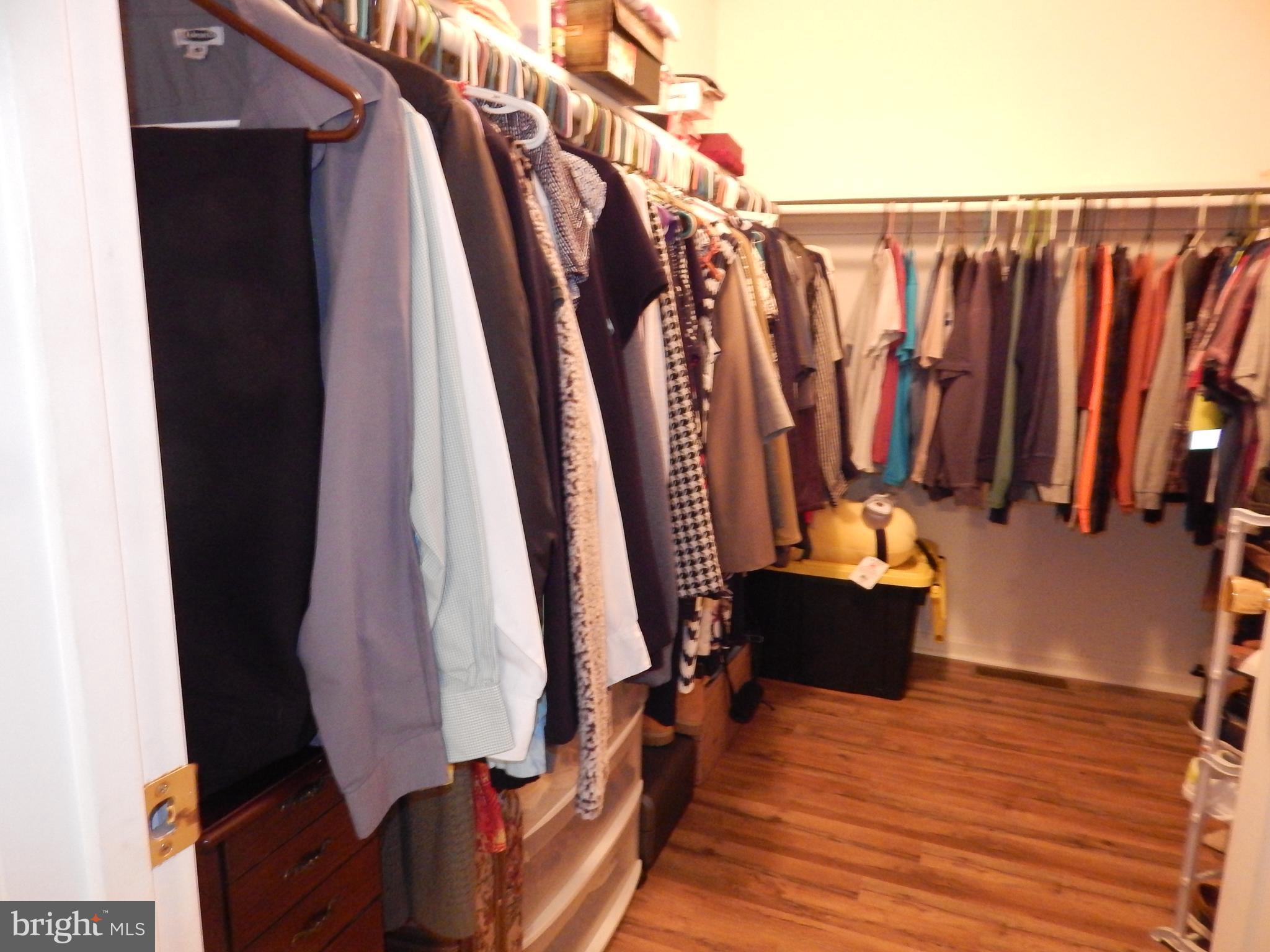 SPRING BROOK ESTATES - Residential