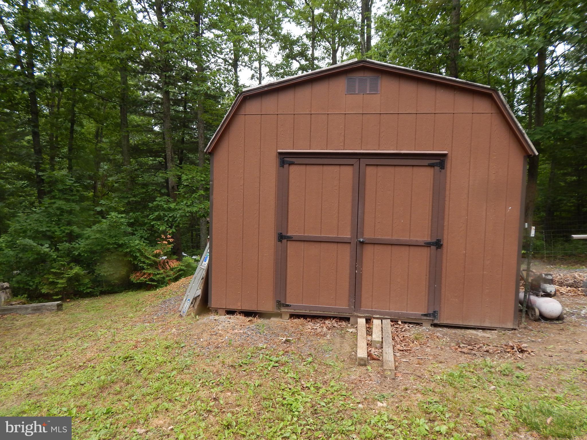 SPRING BROOK ESTATES - Residential