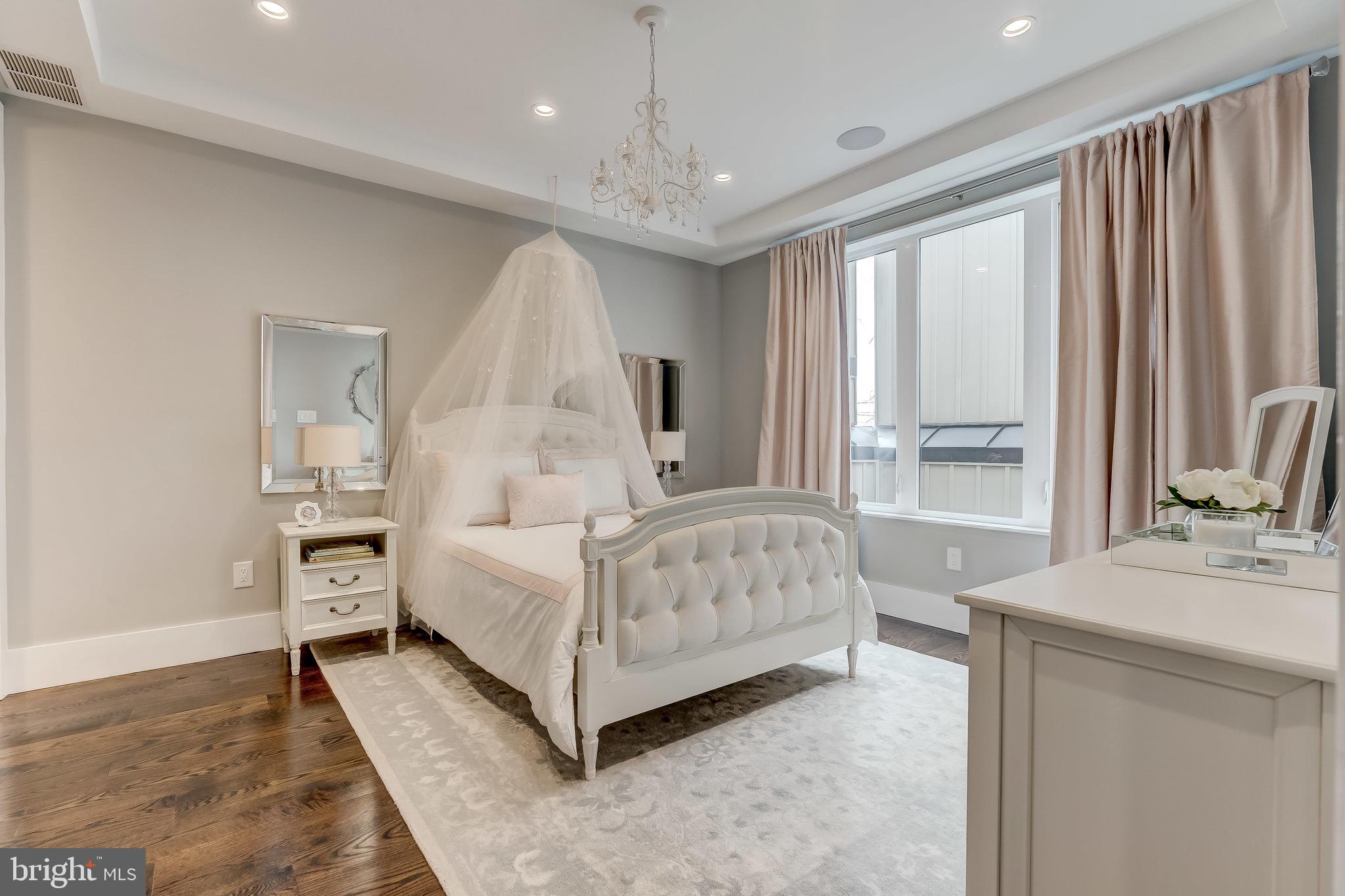 FELLS POINT HISTORIC DISTRICT - Residential