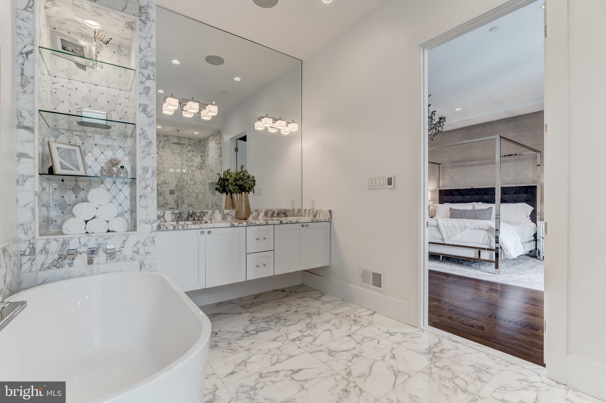 FELLS POINT HISTORIC DISTRICT - Residential