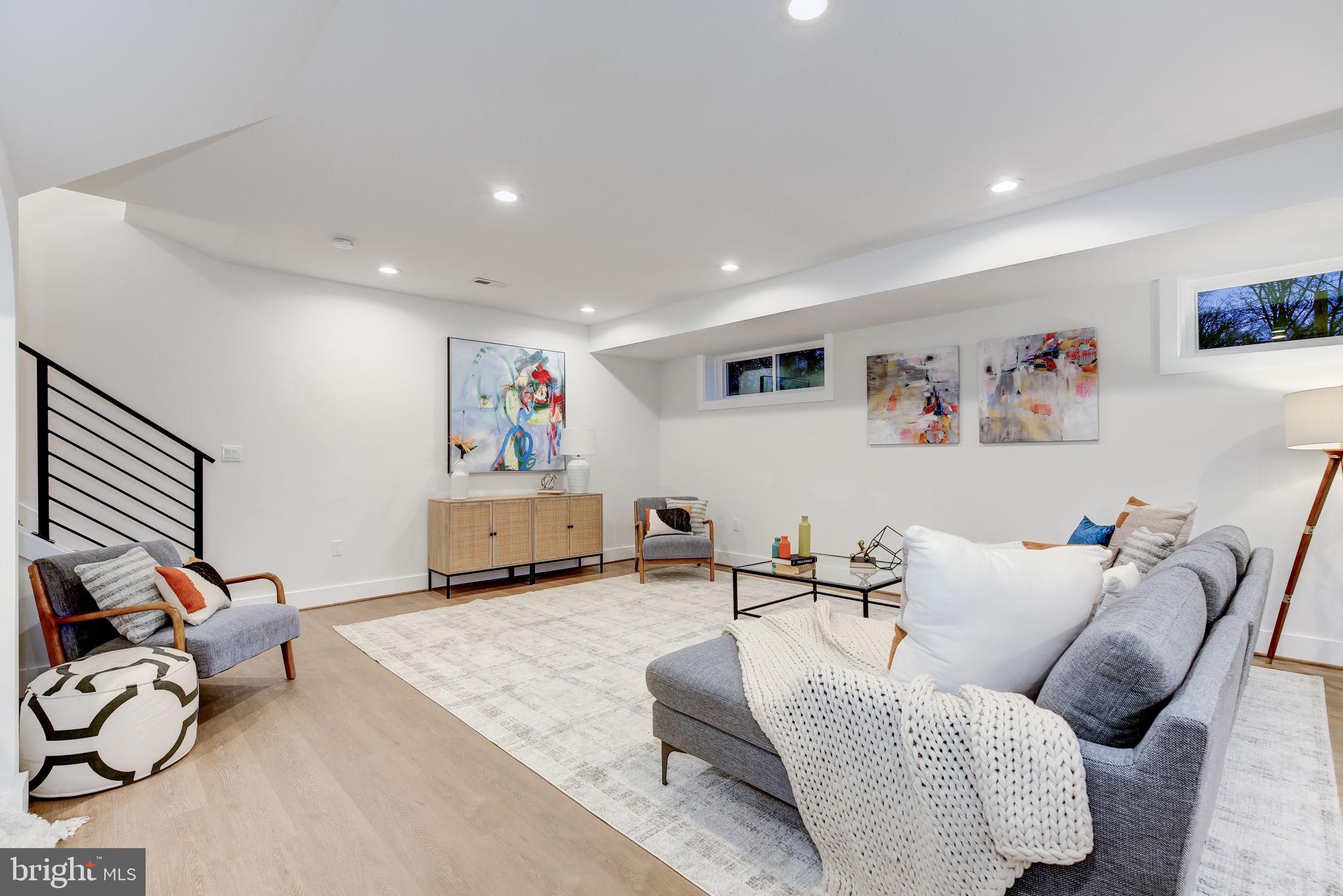 TAKOMA PARK - Residential