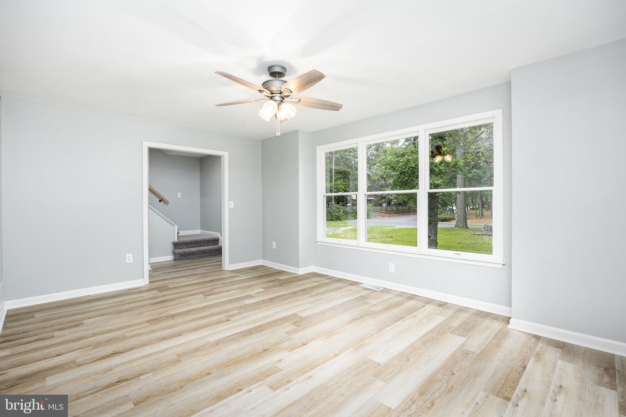 PEMBROKE HILLS - Residential