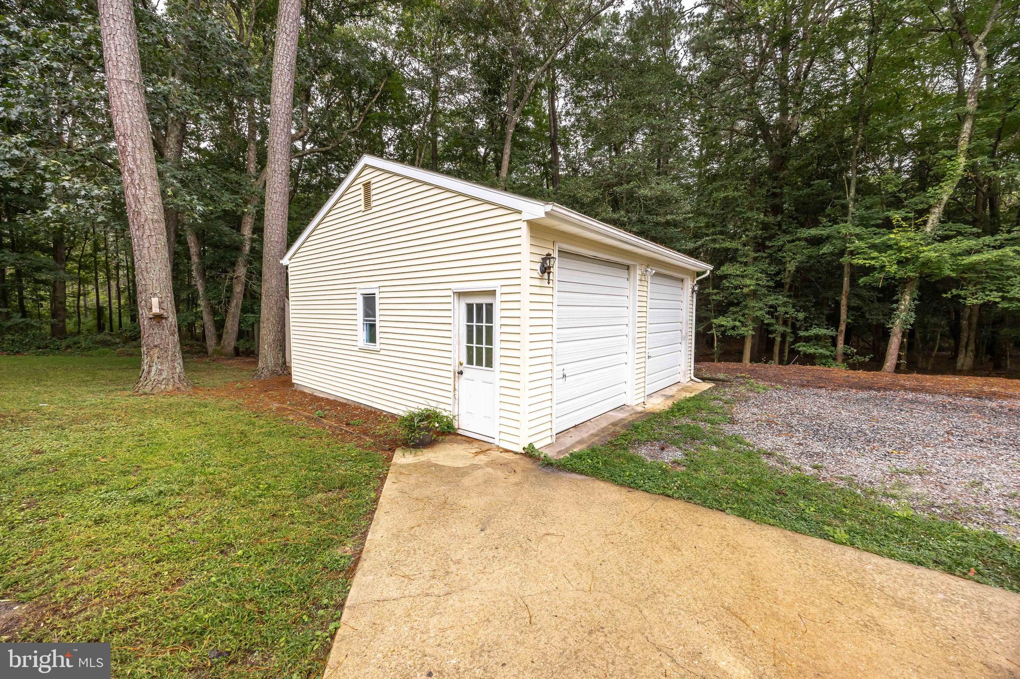 PEMBROKE HILLS - Residential