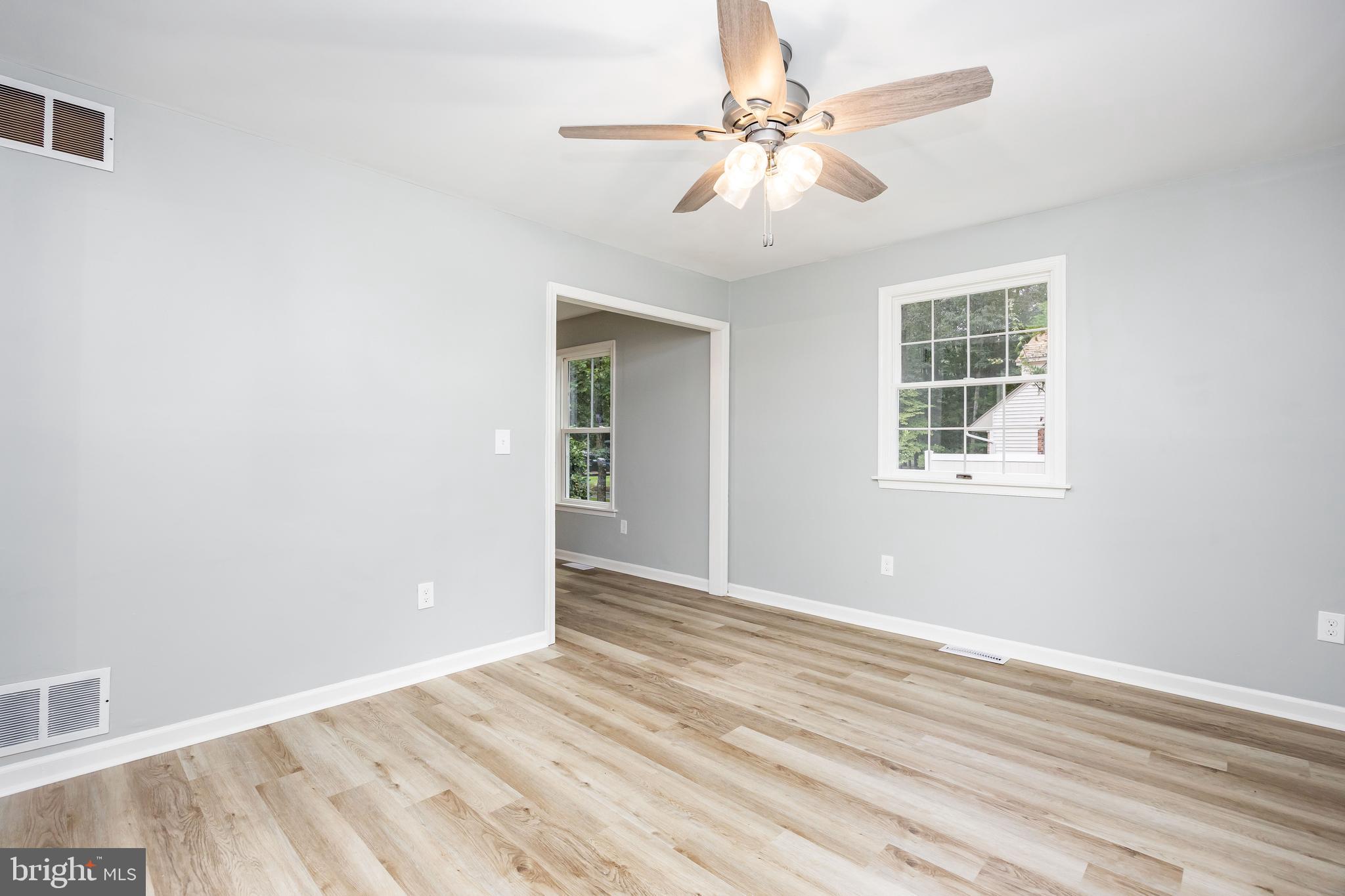 PEMBROKE HILLS - Residential