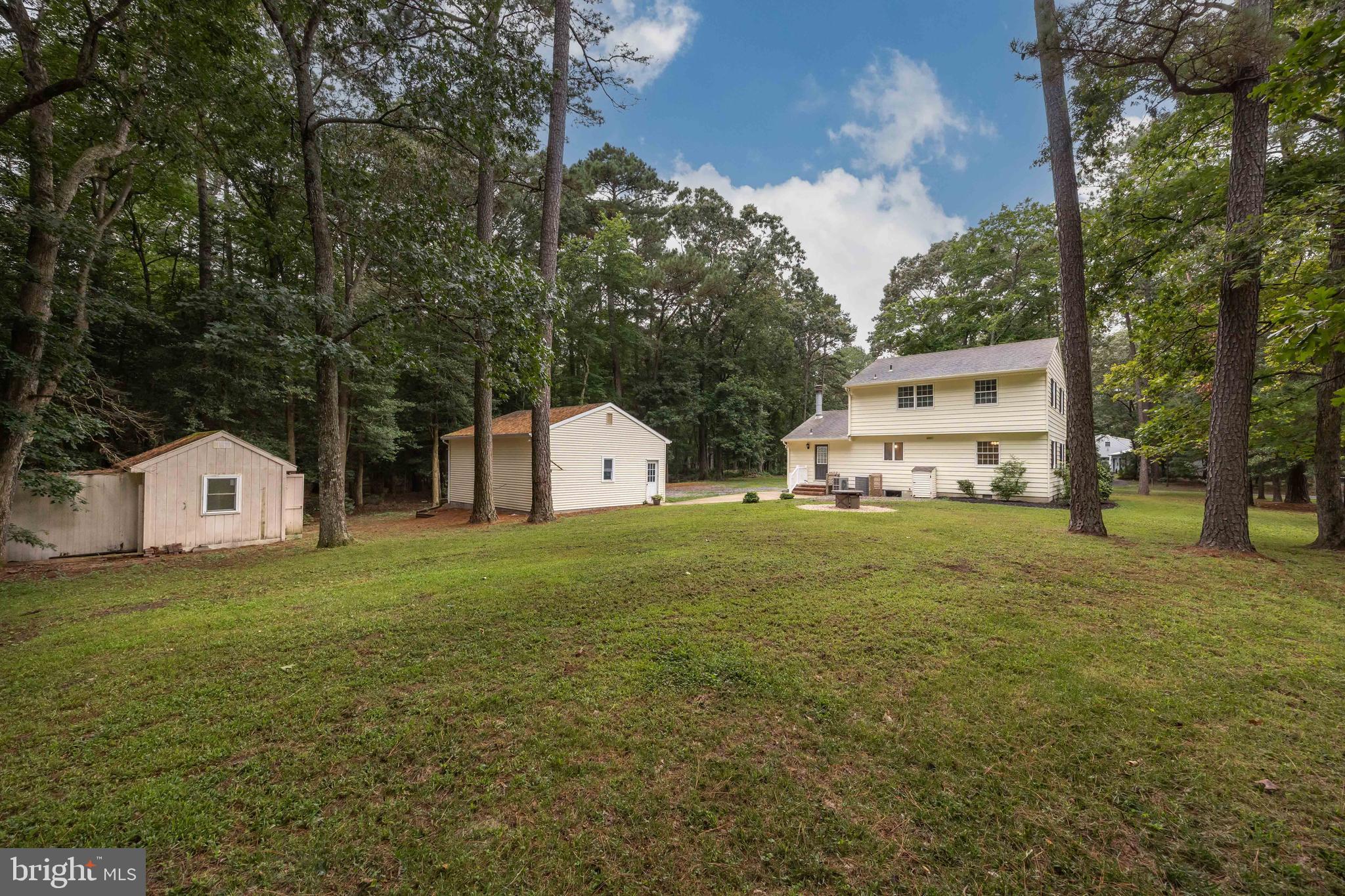 PEMBROKE HILLS - Residential