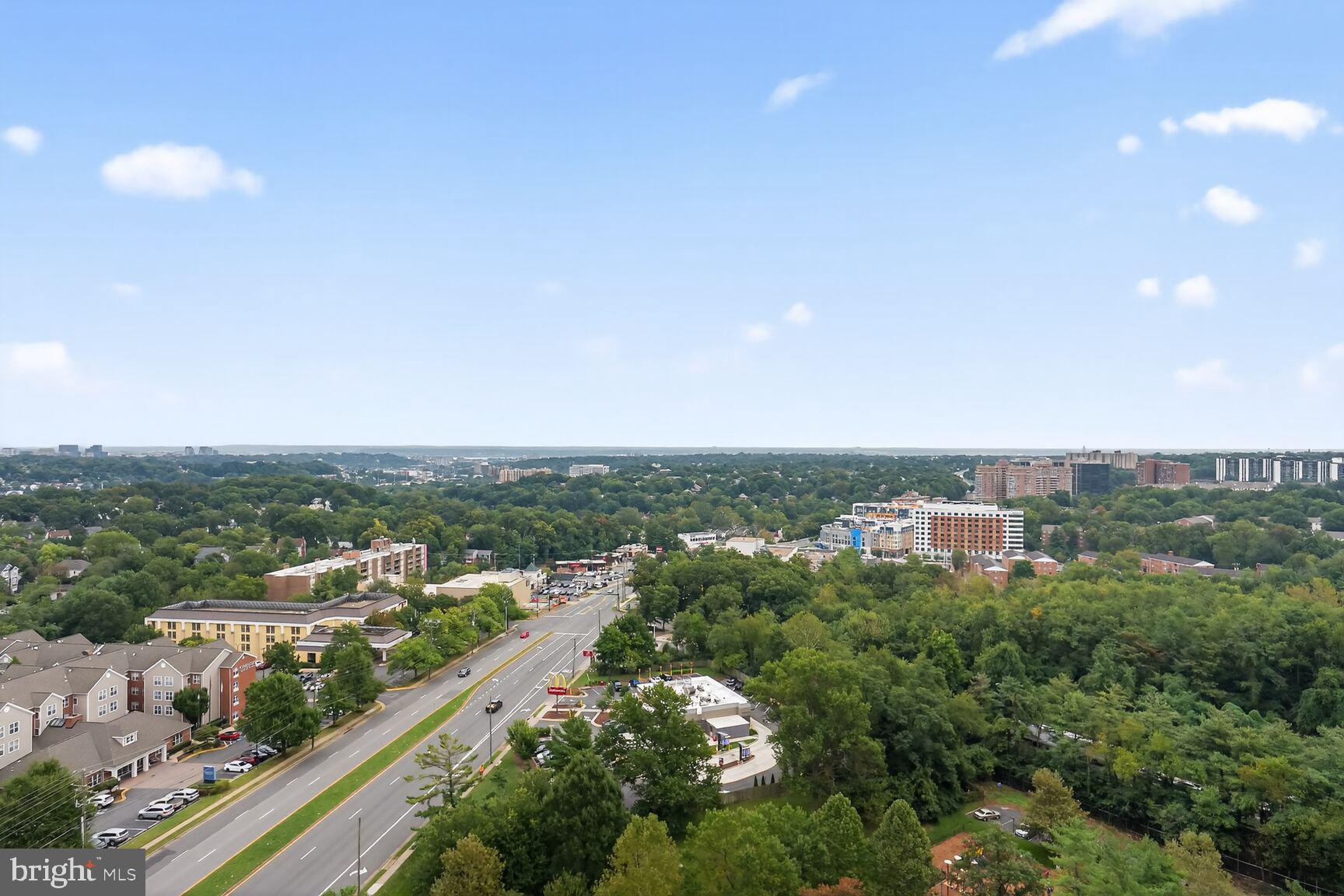 SKYLINE PLAZA - Residential