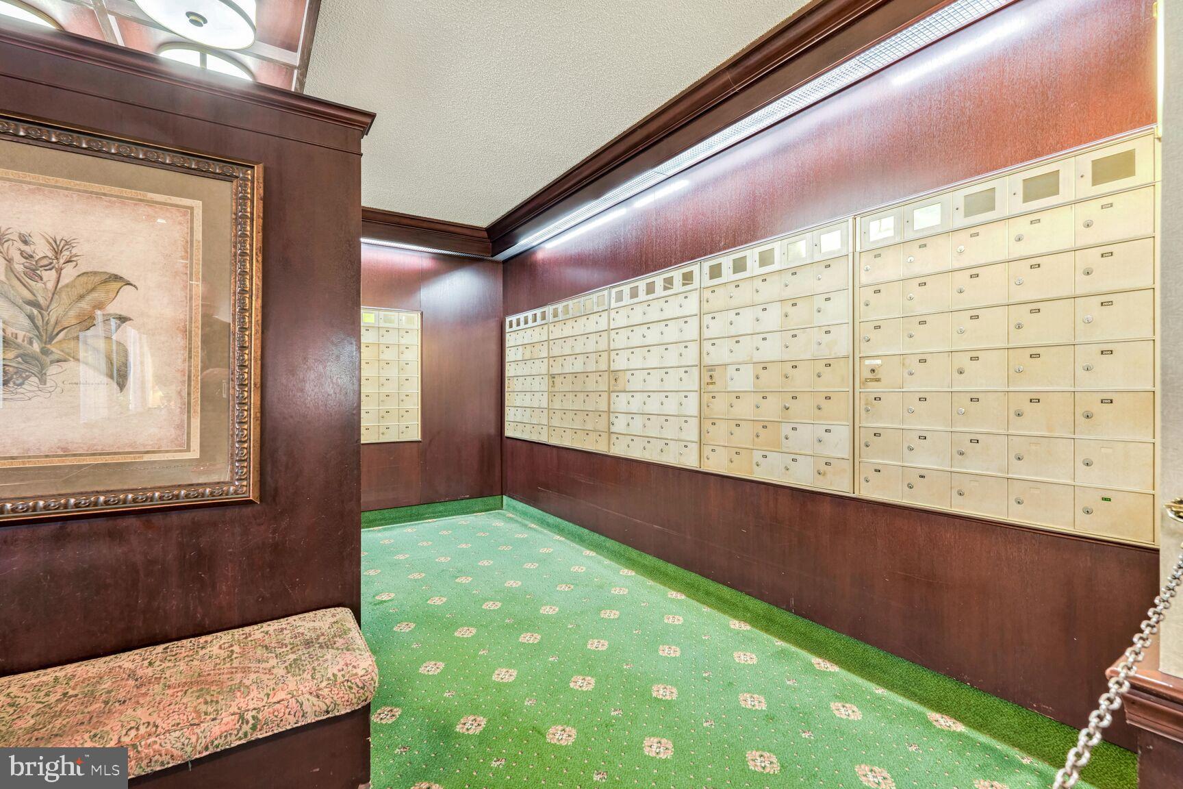 SKYLINE PLAZA - Residential