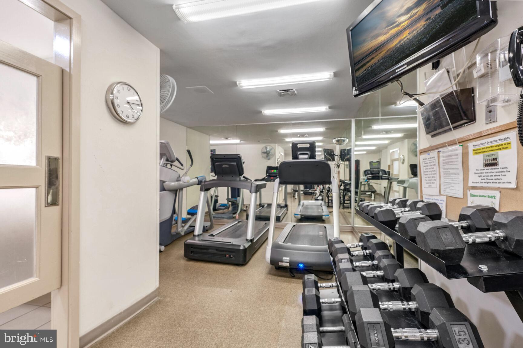 SKYLINE PLAZA - Residential