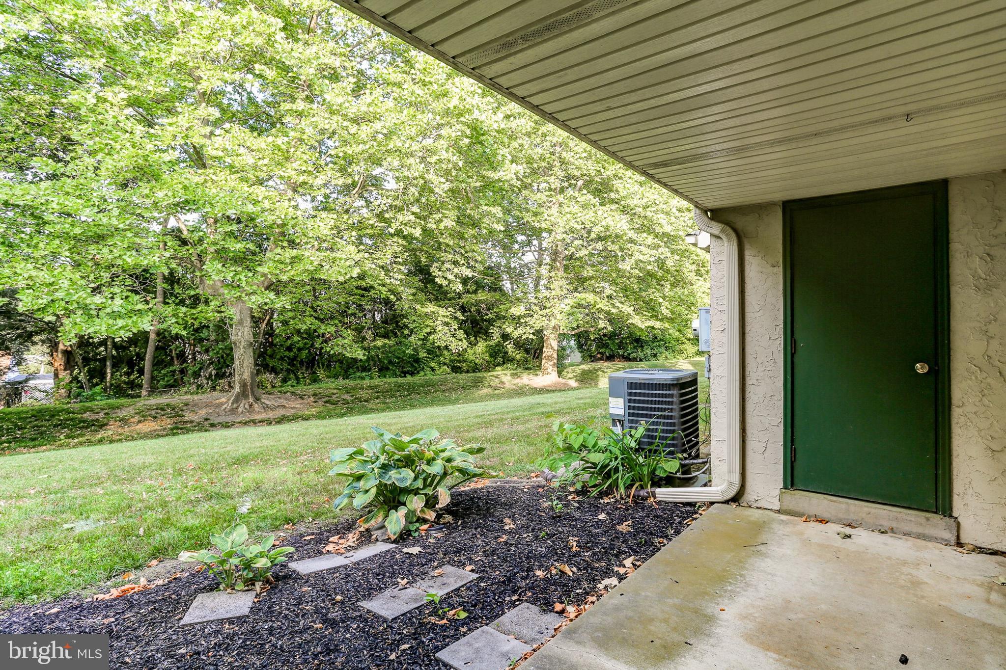 OAK KNOLL - Residential