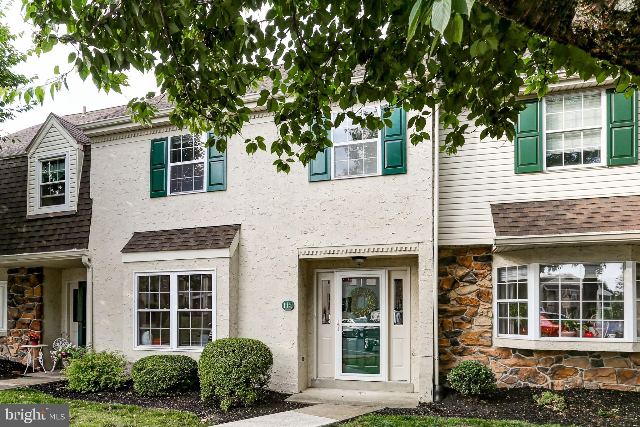 OAK KNOLL - Residential