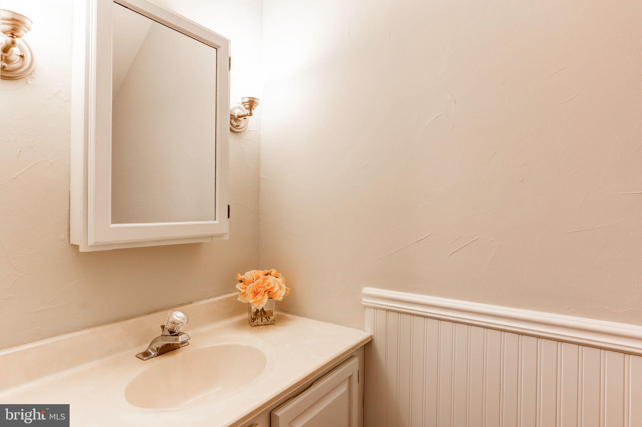 OAK KNOLL - Residential