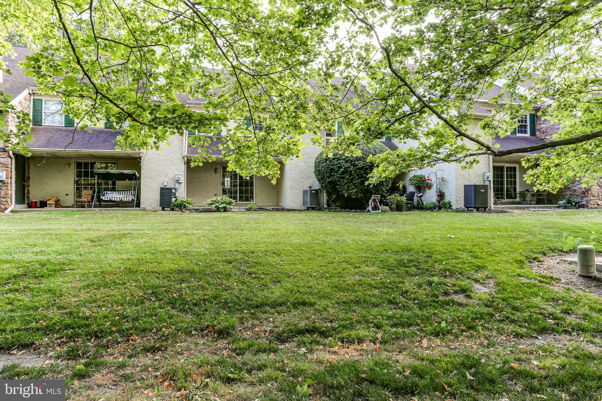 OAK KNOLL - Residential