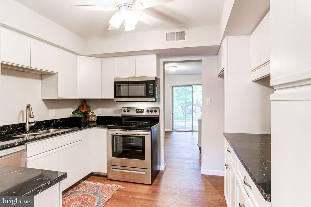 Photo of 115 OAK KNOLL CIR, MILLERSVILLE, PA 17551 (MLS # PALA2036494)