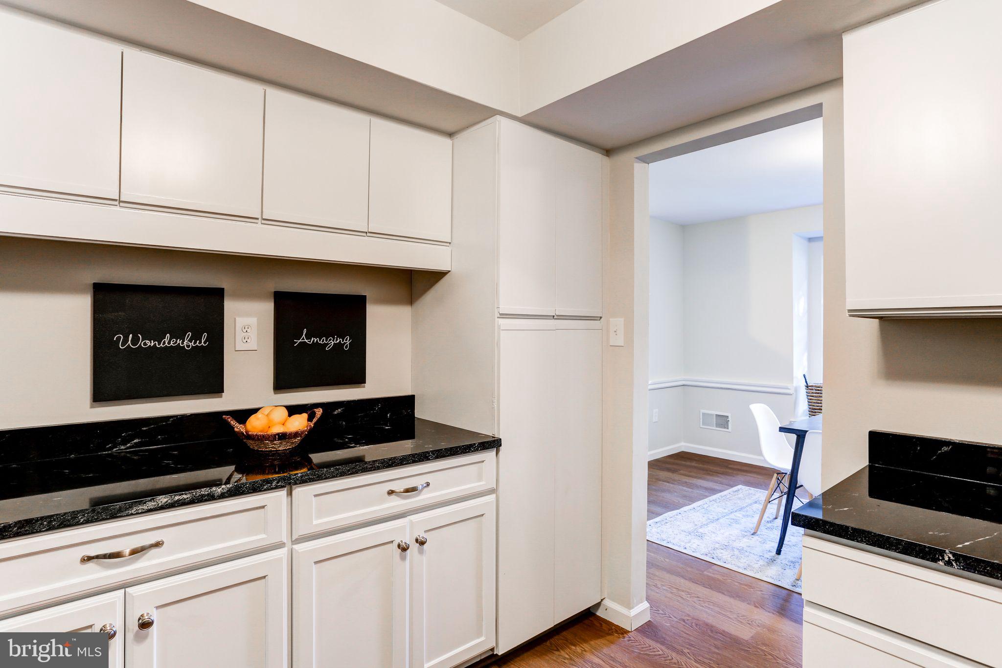 OAK KNOLL - Residential