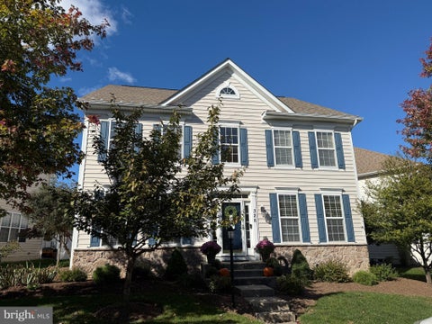 Photo of 328 E Wainscot Drive E, NEW MARKET, MD 21774 (MLS # MDFR2090930)