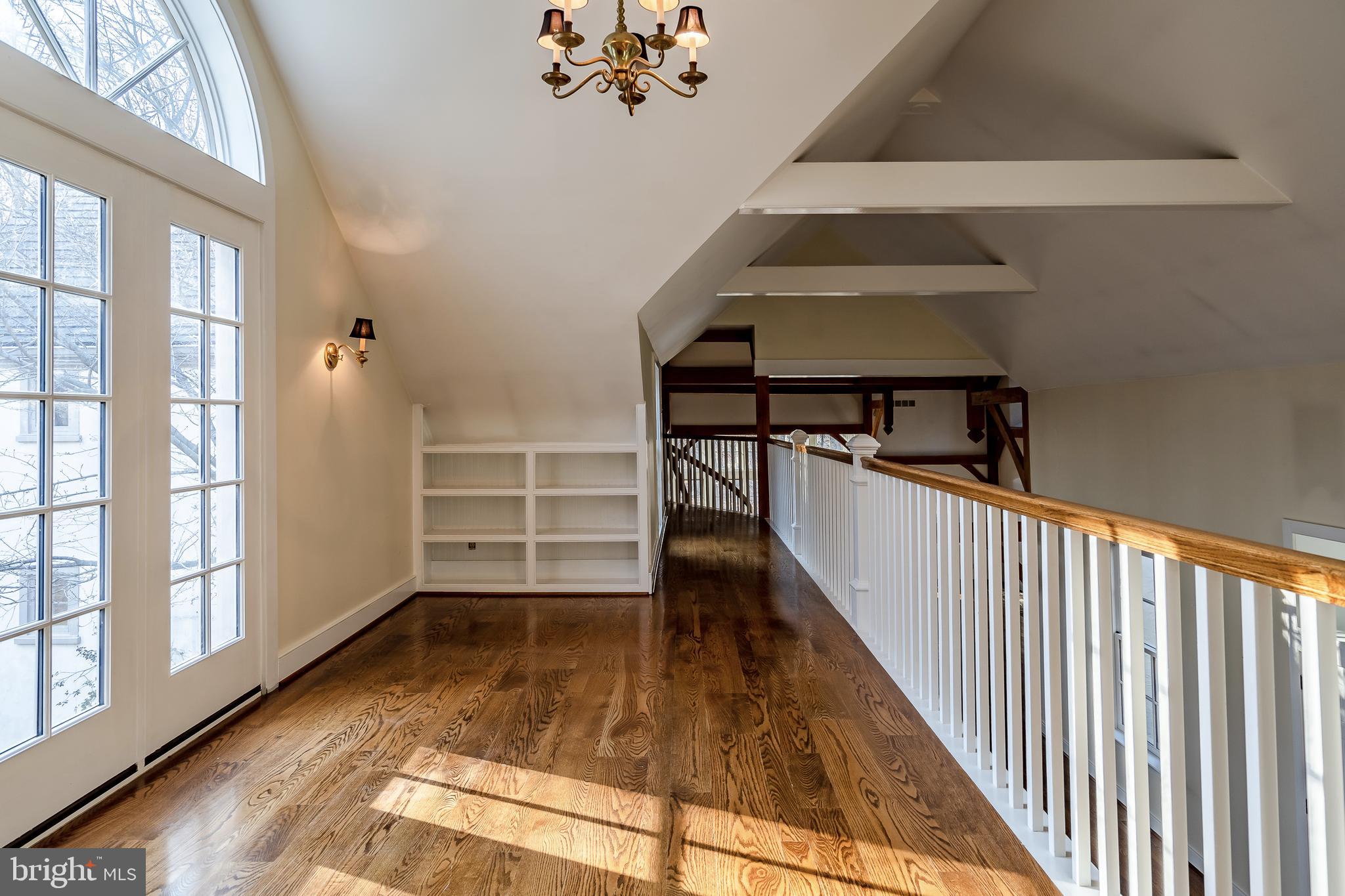 CHESHIRE HUNT - Residential