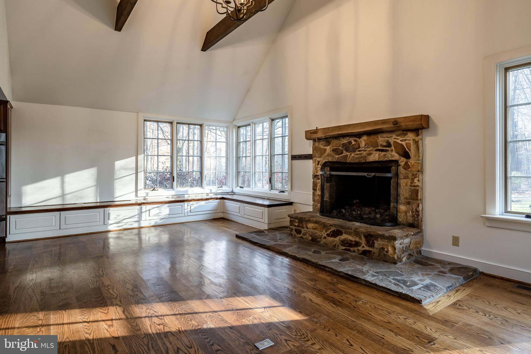 CHESHIRE HUNT - Residential