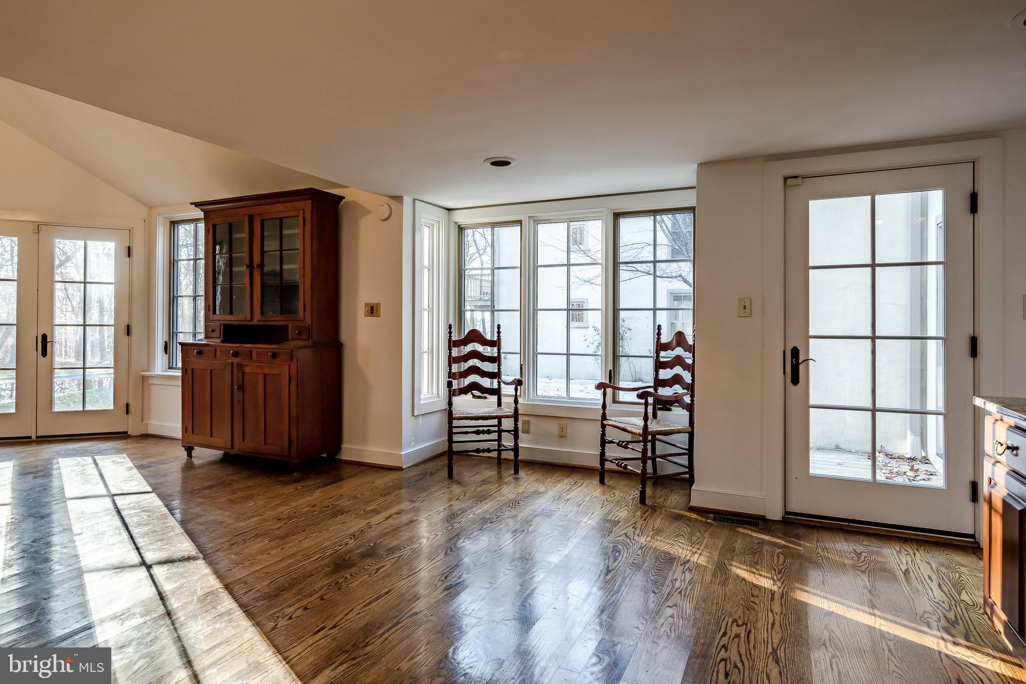 CHESHIRE HUNT - Residential