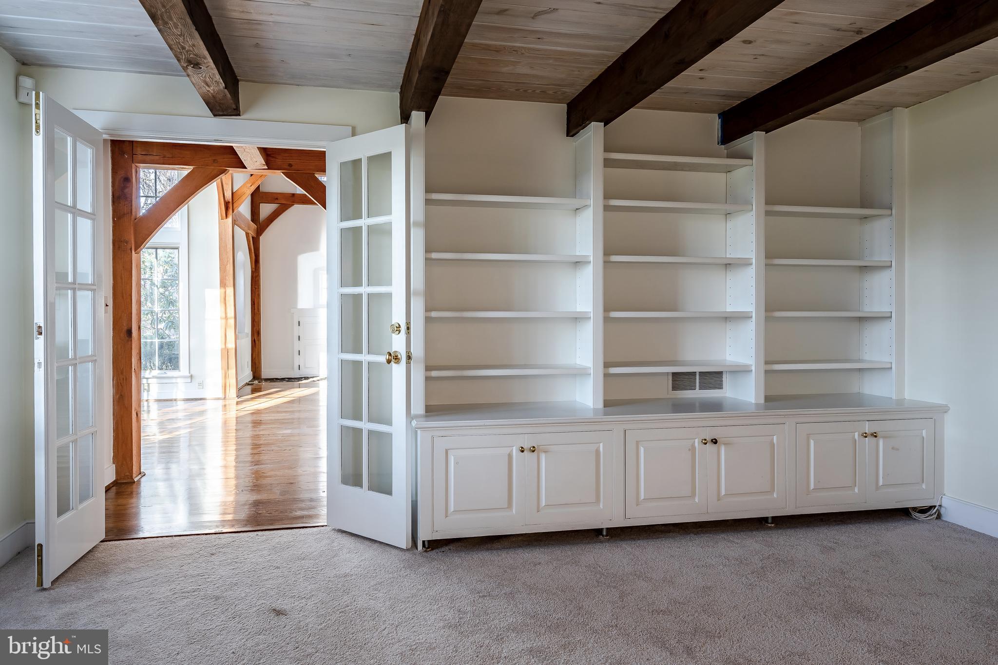 CHESHIRE HUNT - Residential