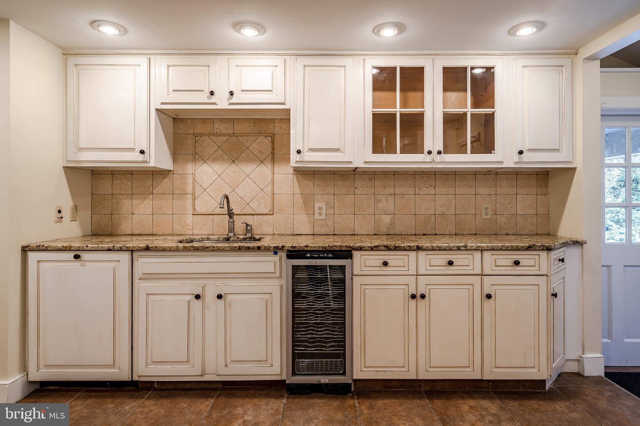 CHESHIRE HUNT - Residential