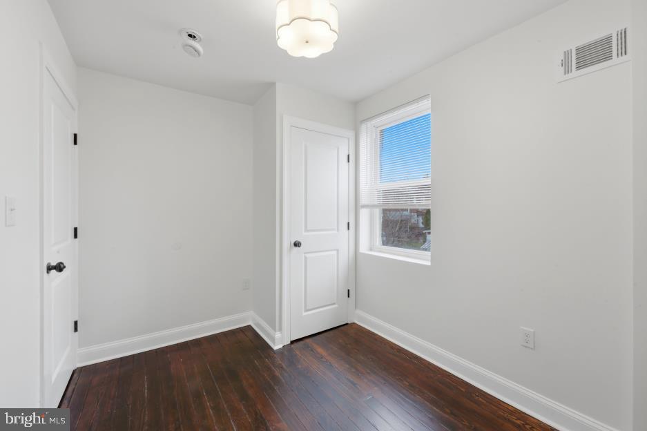 EASTWICK - Residential