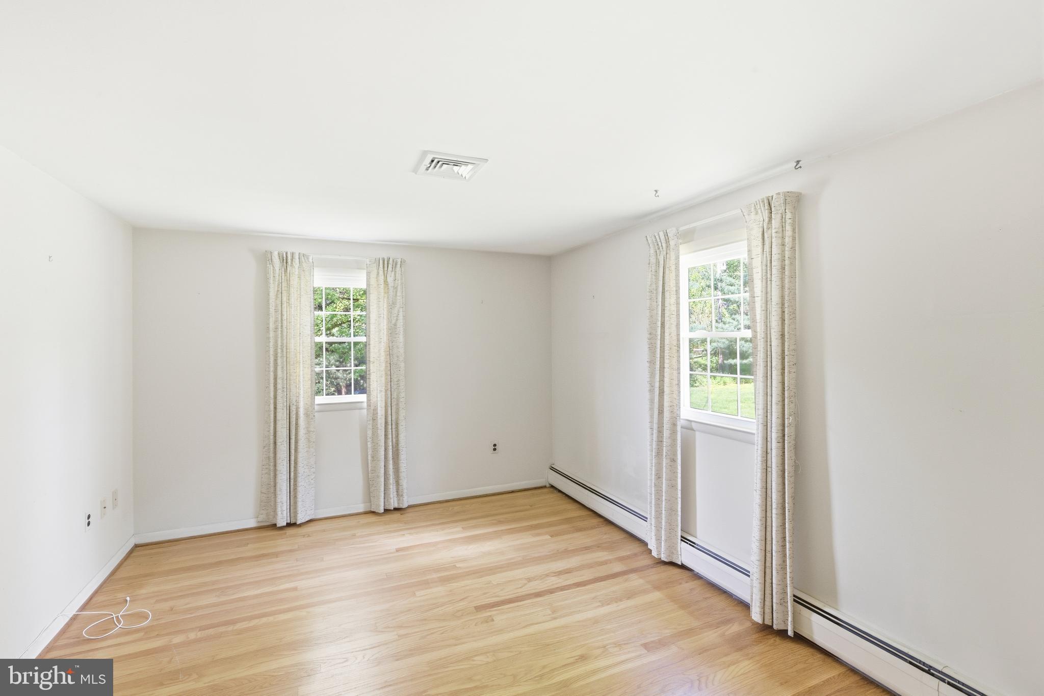 GLEN ARM - Residential