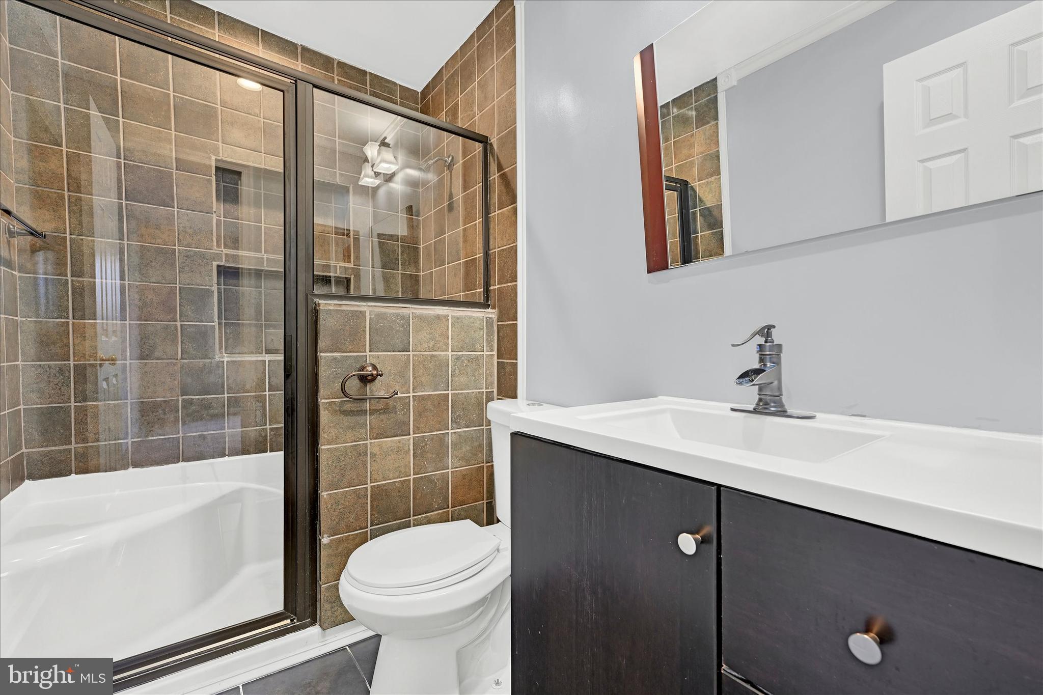 CASTLE STONE AT WHITE MARSH - Residential