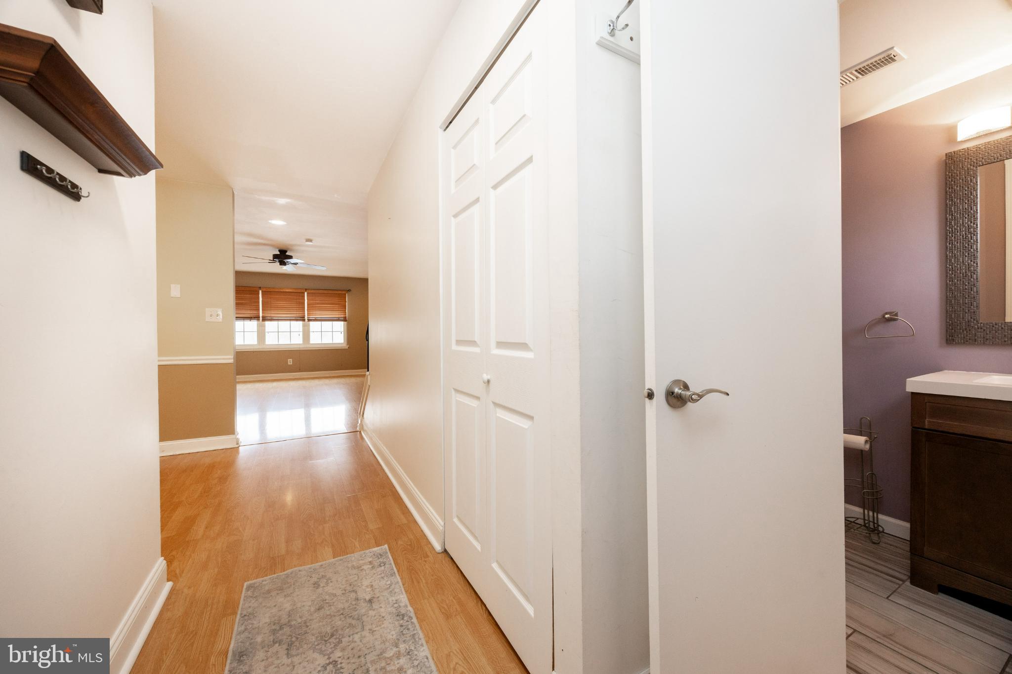 BEAVER RUN KNOLL - Residential