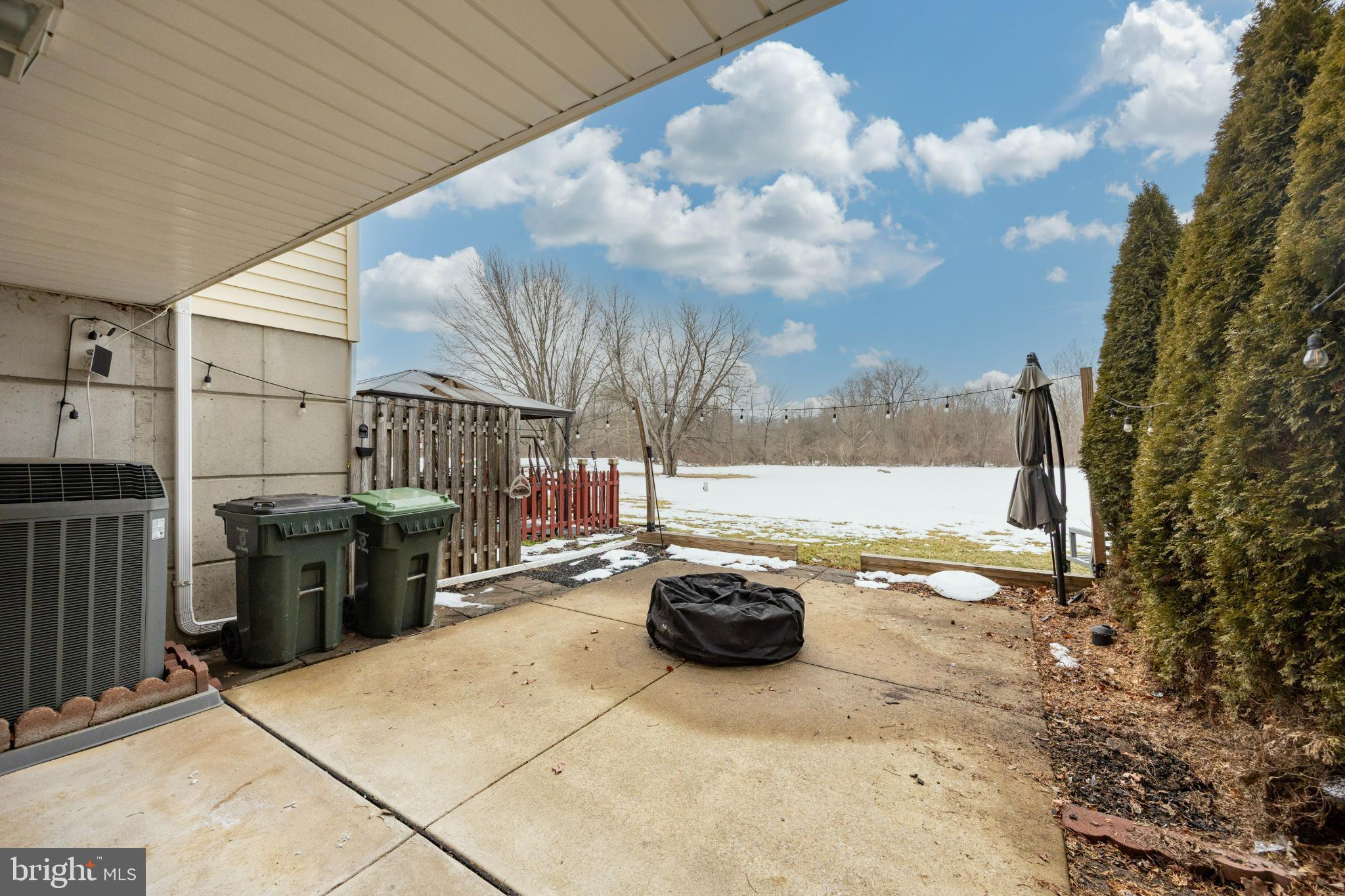 BEAVER RUN KNOLL - Residential