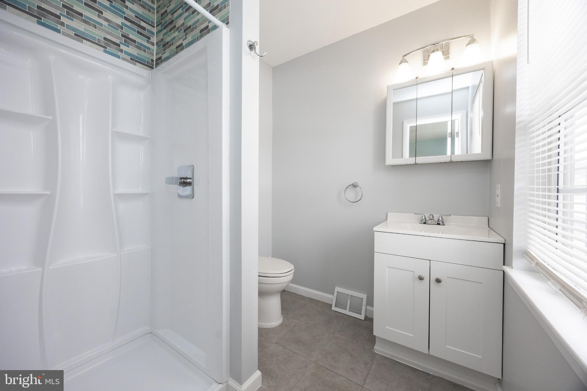 BEAVER RUN KNOLL - Residential