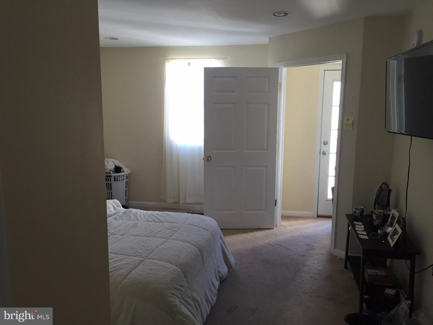 GRADUATE HOSPITAL - Residential Lease