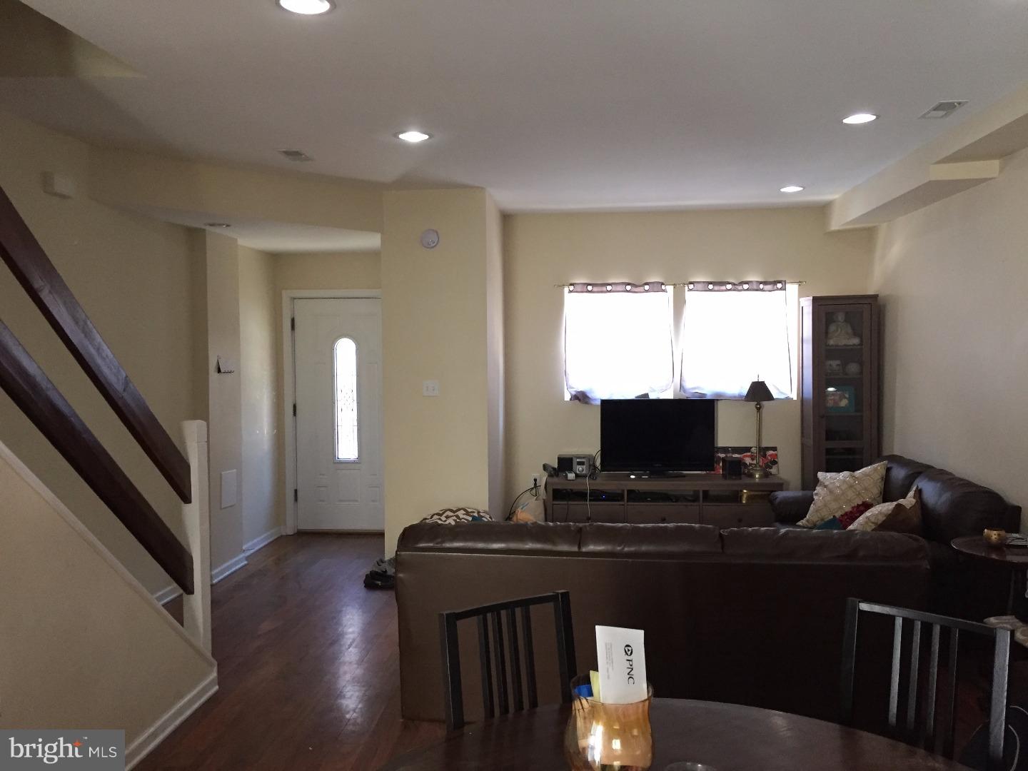 GRADUATE HOSPITAL - Residential Lease