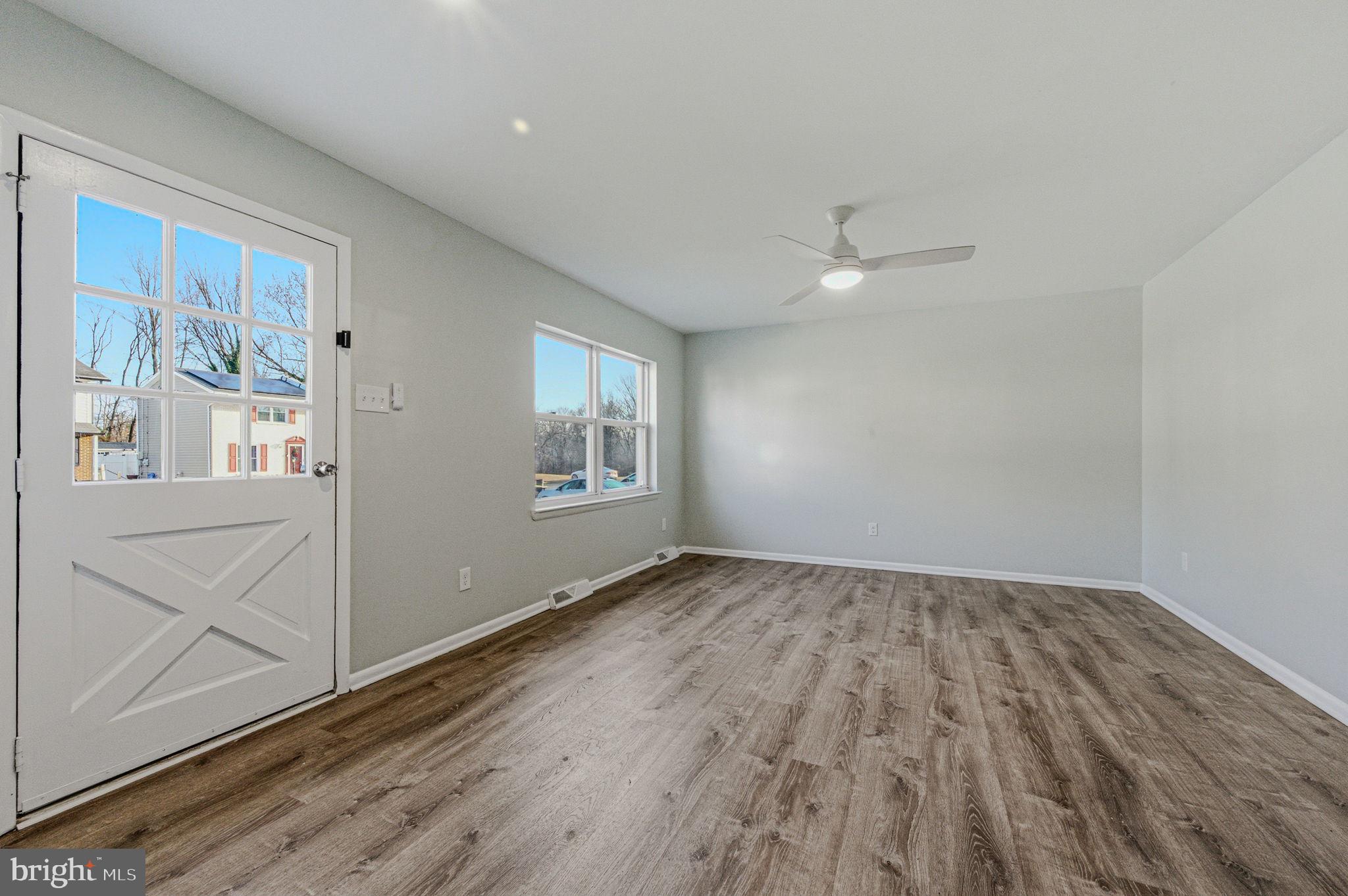 JACQUETTE SQUARE - Residential