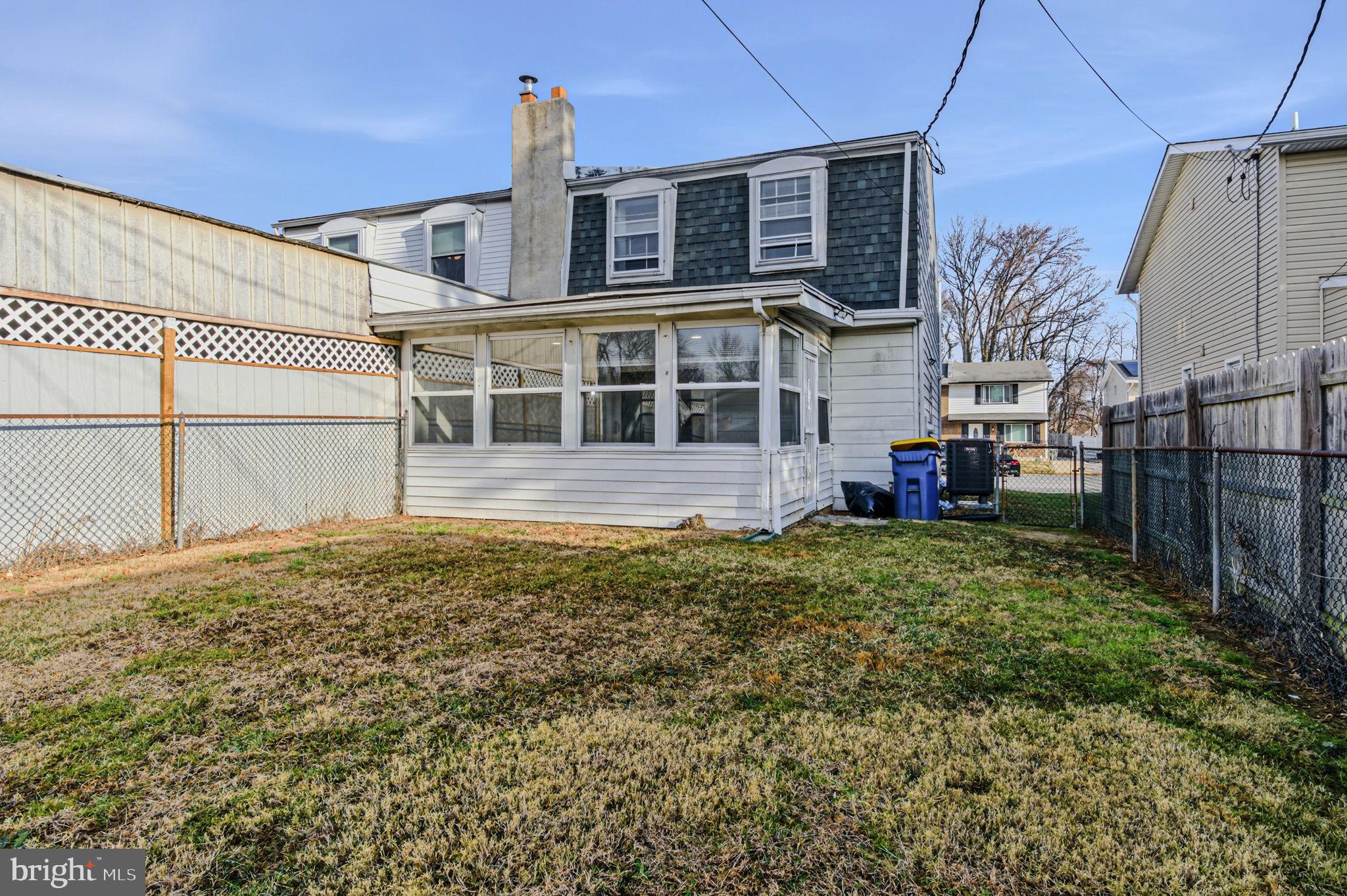 JACQUETTE SQUARE - Residential