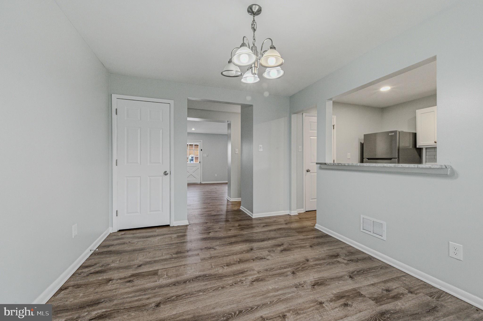 JACQUETTE SQUARE - Residential