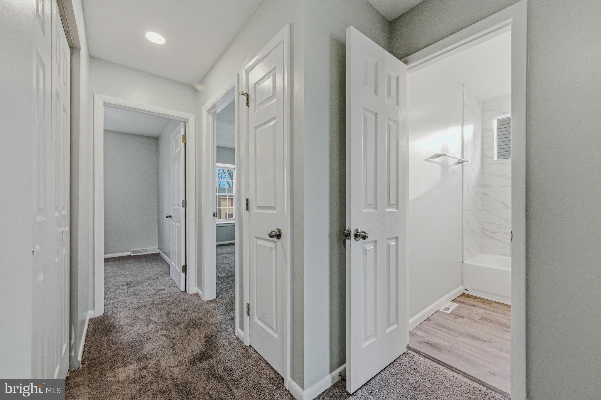 JACQUETTE SQUARE - Residential